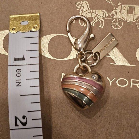 Coach Pink heart charm - Picture 3 of 6